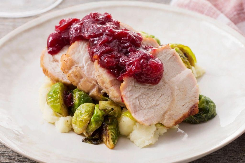 Roasted Turkey with Cranberry Sauce