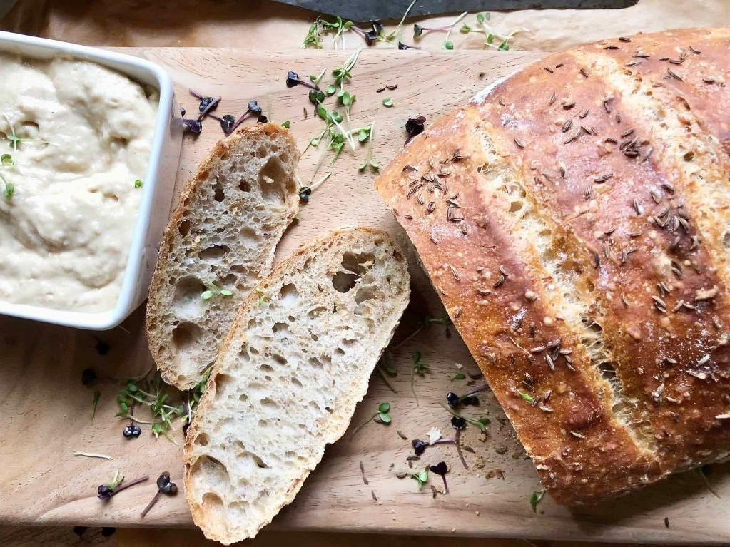 Rye Bread with Rosemary and Garlic