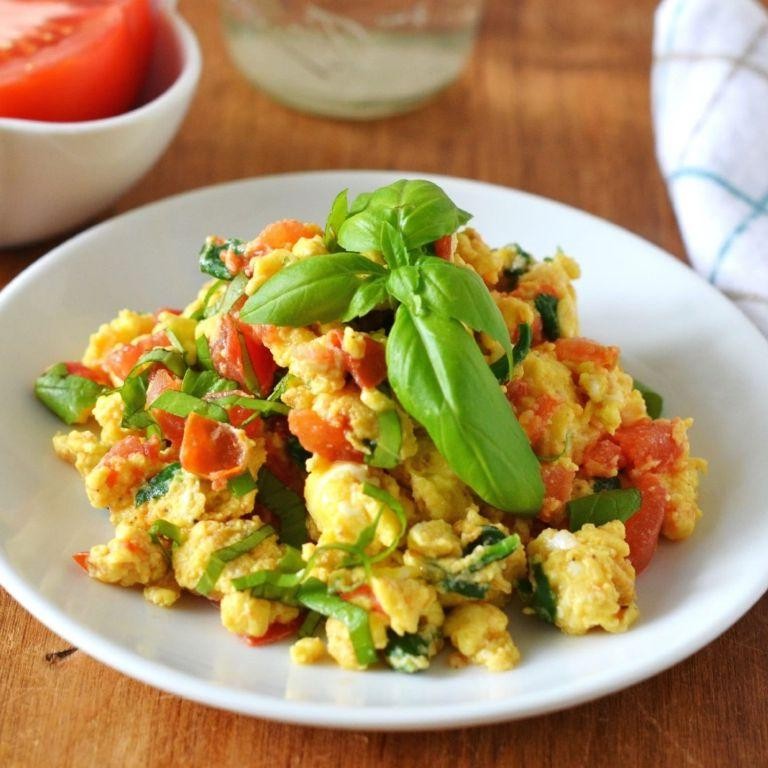 Scrambled Eggs with Tomatoes and Basil