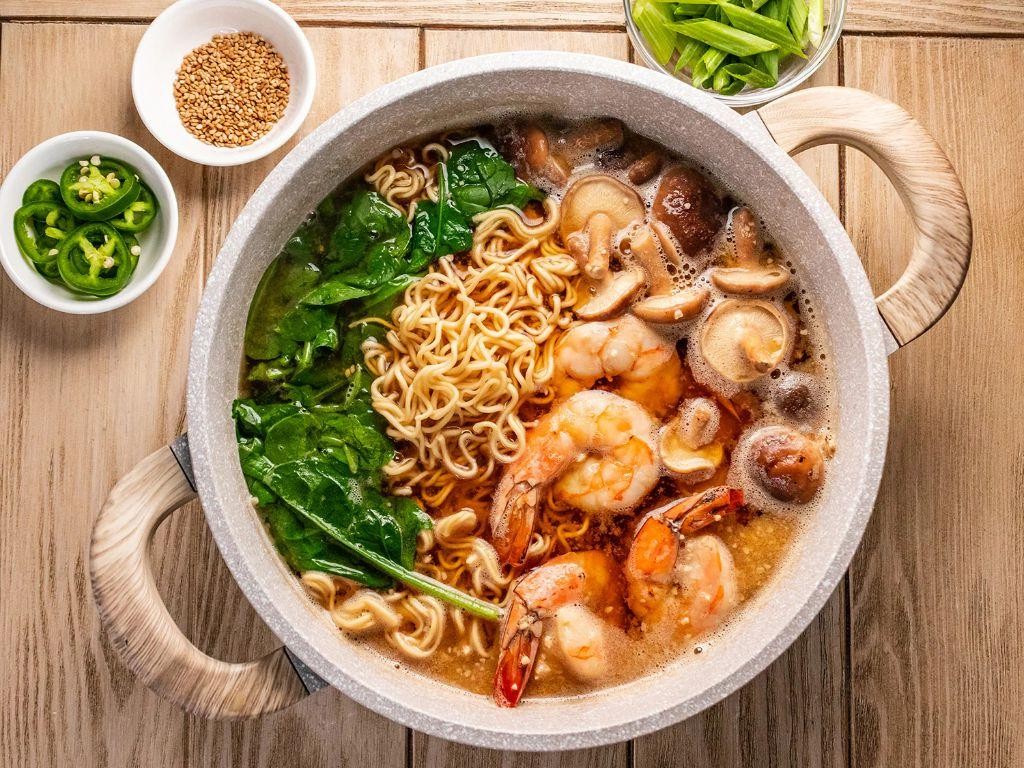 Seafood Ramen with Clams and Shrimp
