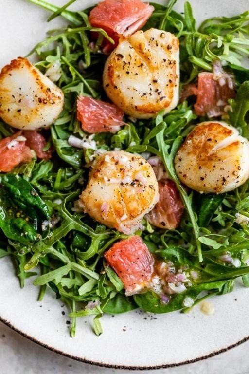 Seared Scallop and Arugula Salad