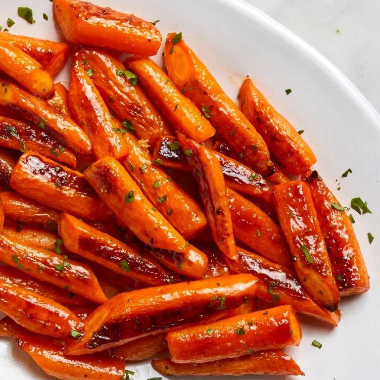 Simple Honey Glazed Carrots