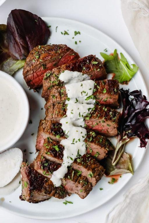 Sirloin Steak with Creamy Horseradish Sauce