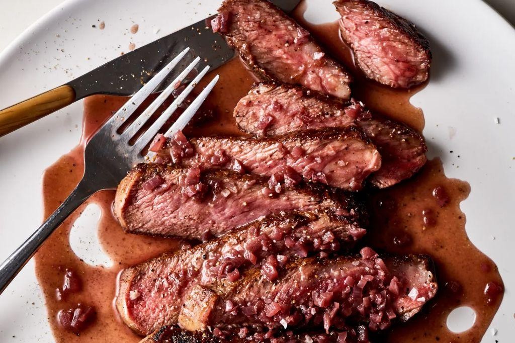 Sirloin Steak with Red Wine Reduction