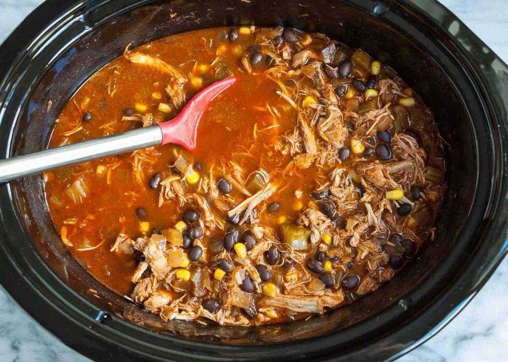 Slow Cooker Chicken Chili
