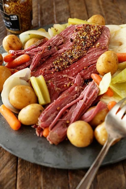 Slow Cooker Corned Beef and Green Beans