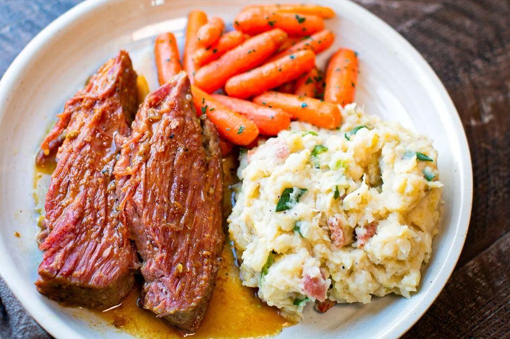 Slow Cooker Corned Beef with Maple Syrup