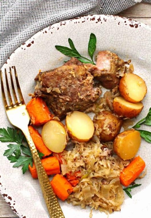 Slow Cooker Country Style Ribs with Carrots