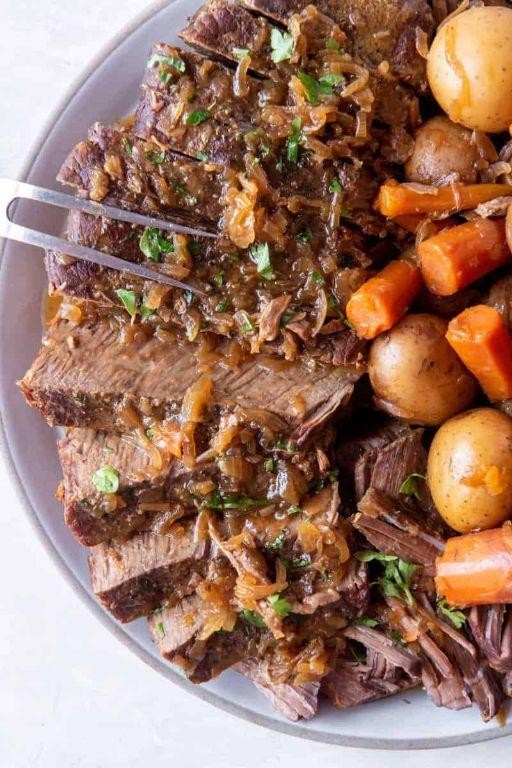 Slow Cooker London Broil with Vegetables