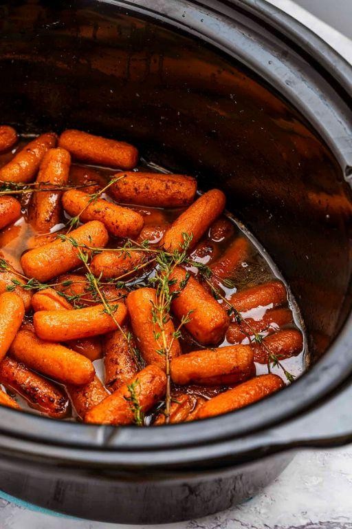 Slow Cooker Maple Glazed Carrots