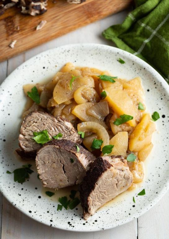Slow Cooker Pork Loin with Apples and Onions