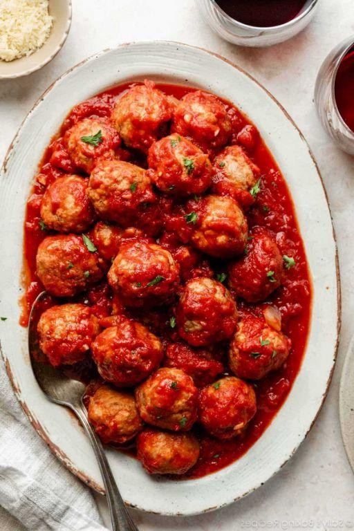 Slow Cooker Turkey Meatballs in Tomato Sauce