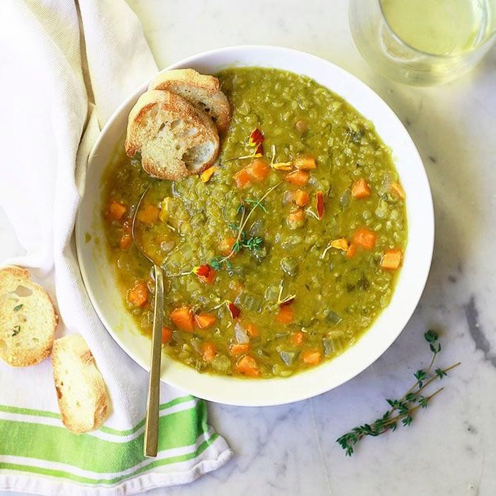 Slow Cooker Vegan Split Pea Soup