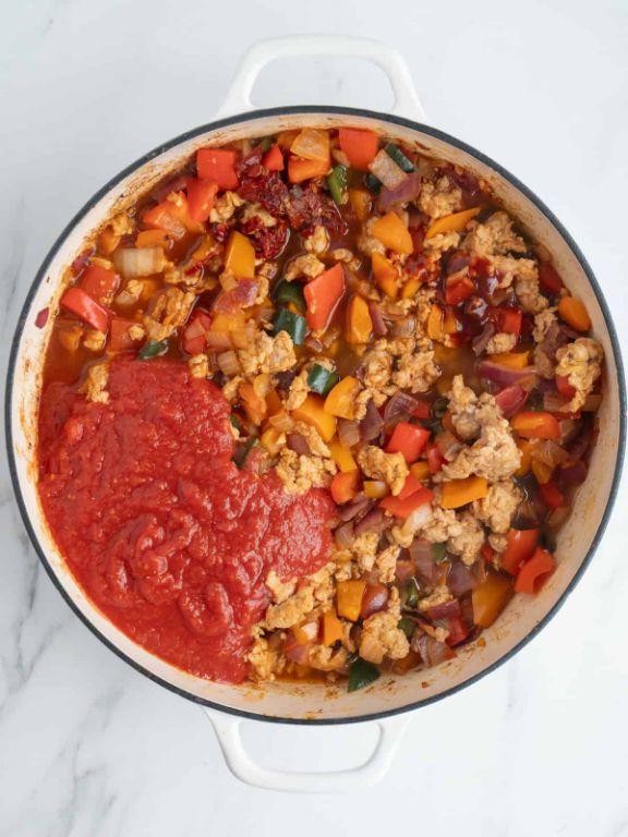 Smoky Chipotle Chicken Chili