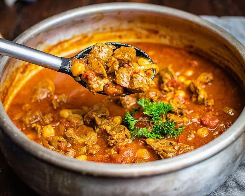 Spicy Slow Cooker Lamb Stew with Chickpeas