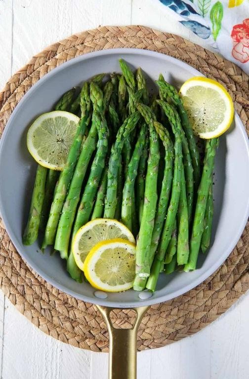 Steamed Asparagus with Lemon Zest