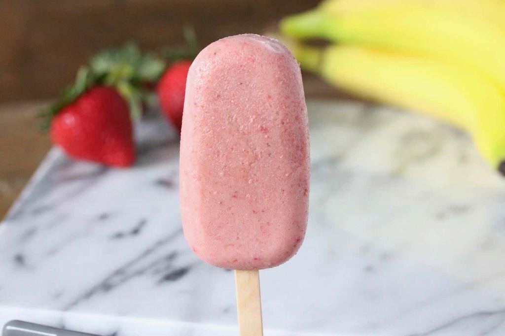 Strawberry Banana Popsicles