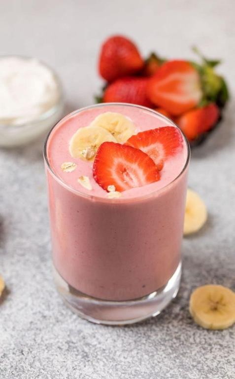 Strawberry Greek Yogurt Smoothie