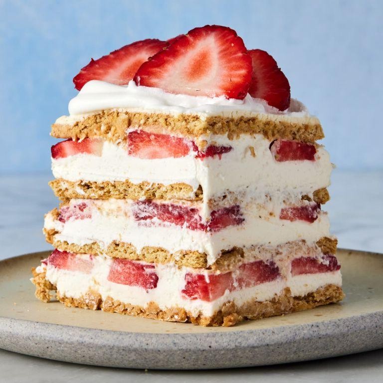 Strawberry Refrigerator Cake