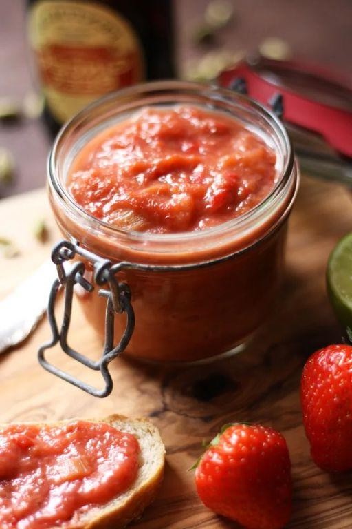 Strawberry Rhubarb Chutney
