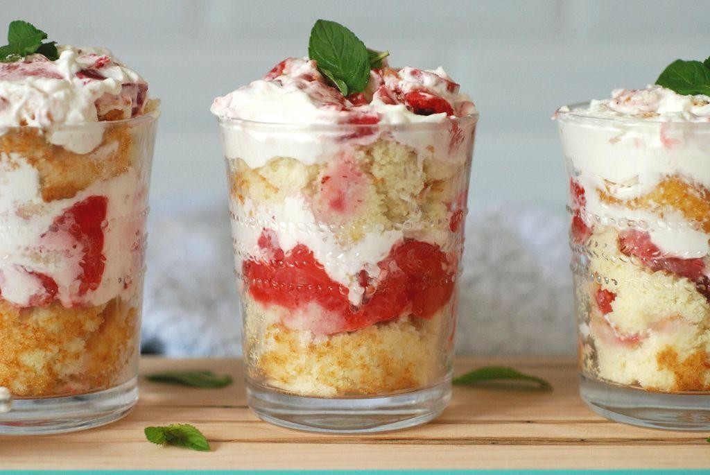 Strawberry Rhubarb Parfait