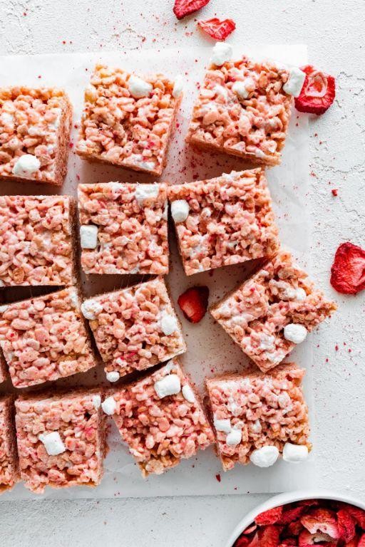 Strawberry Rice Krispies Treats