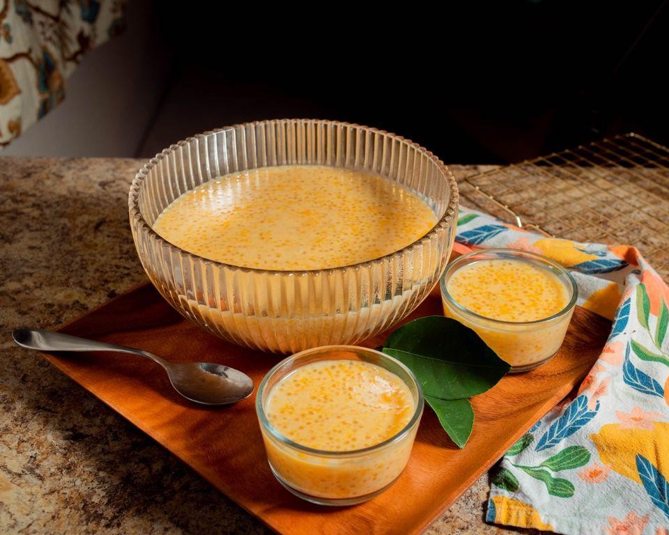 Supoesi (Samoan Papaya Soup)