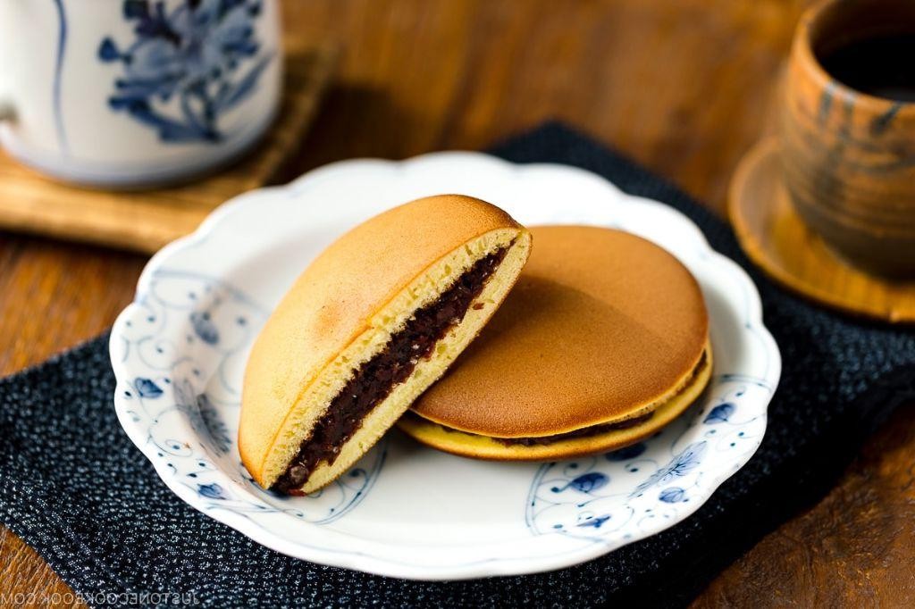 Sweet Red Bean Paste Pancakes