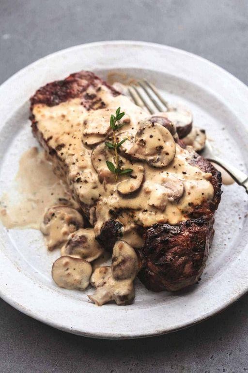 Thin Sliced Sirloin Tip Steak with Mushroom Sauce