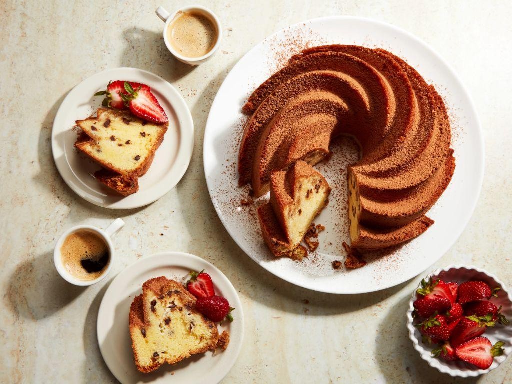 Tiramisu Bundt Cake with Mascarpone Filling