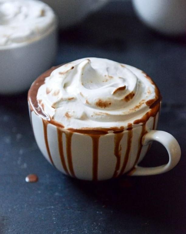 Toasted Marshmallow Hot Chocolate Punch