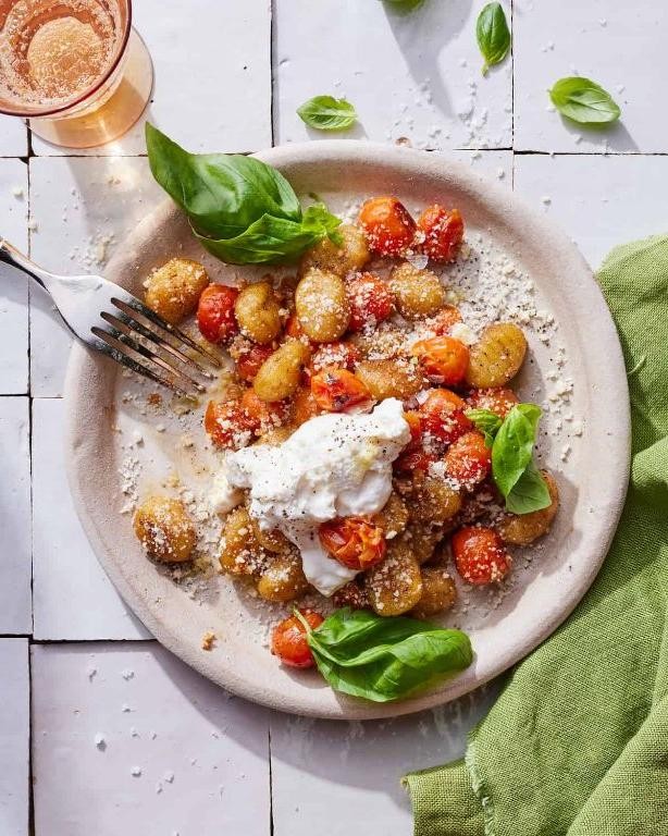 Tomato and Basil Gnocchi Bake