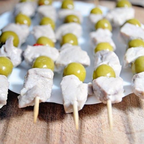 Tuna and Olive Skewers