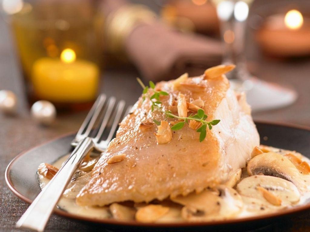 Turbot with White Wine and Mushroom Sauce