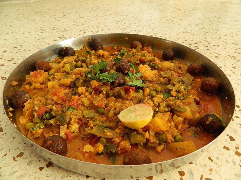 Undhiyu