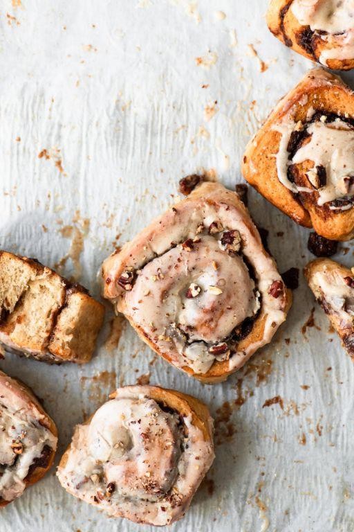 Vegan Apple Cinnamon Rolls