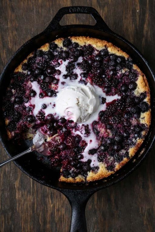 Vegan Blackberry Cobbler