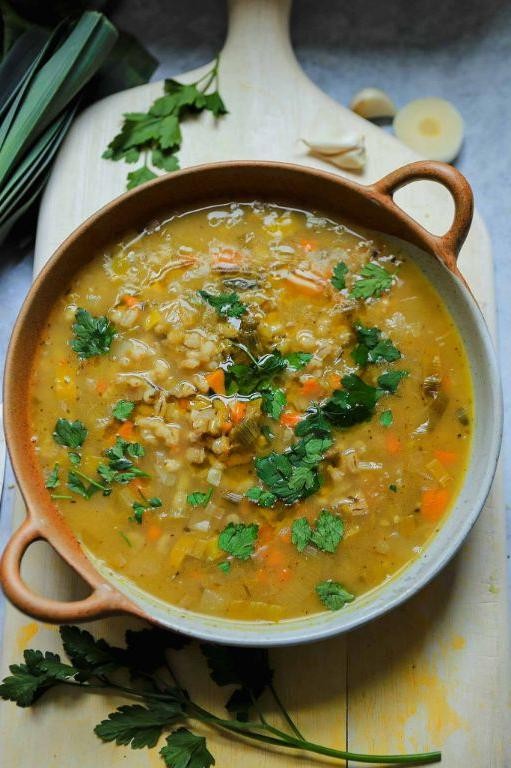 Vegan Leek and Barley Soup