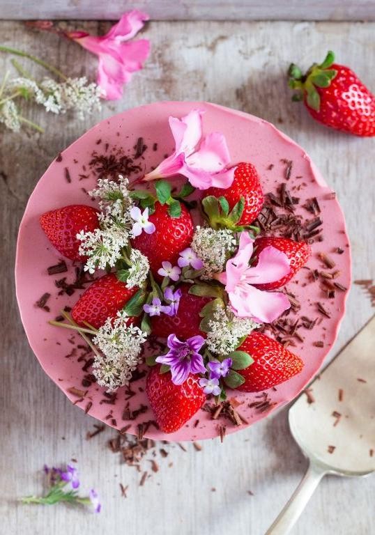 Vegan Strawberry Cheesecake