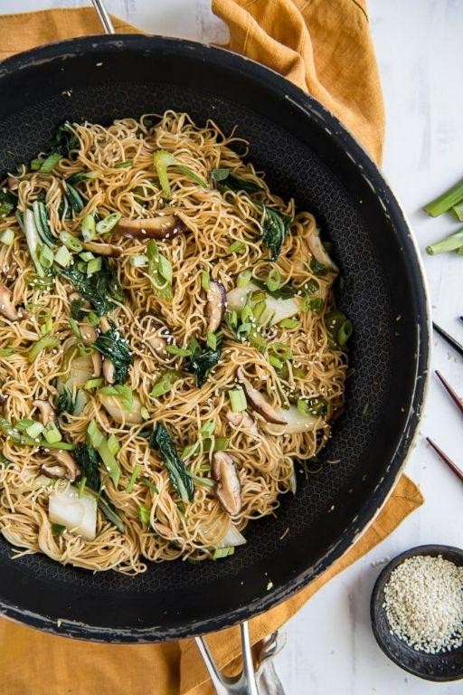 Vegetable Lo Mein with Bamboo Shoots