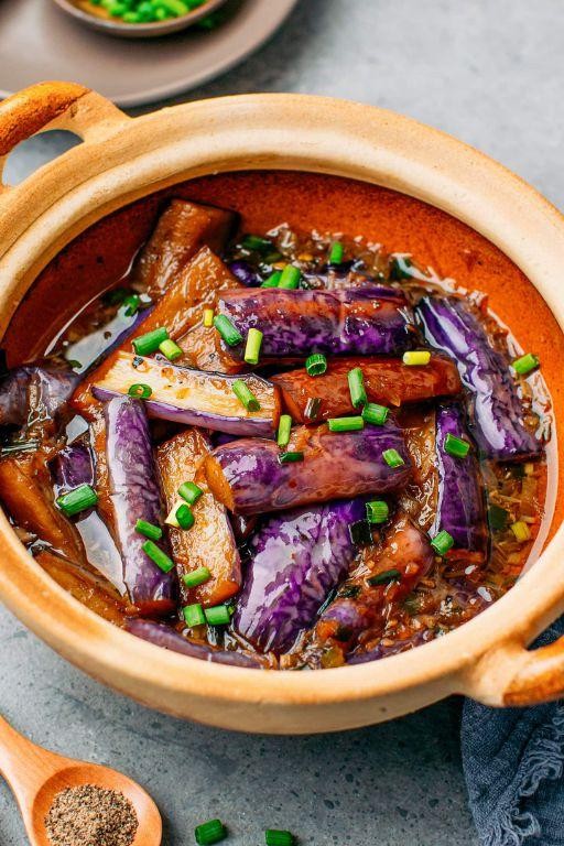 Vietnamese Beef and Eggplant Clay Pot