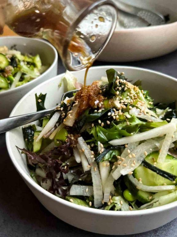 Wakame Seaweed Salad with Grilled Chicken and Soy Ginger Dressing