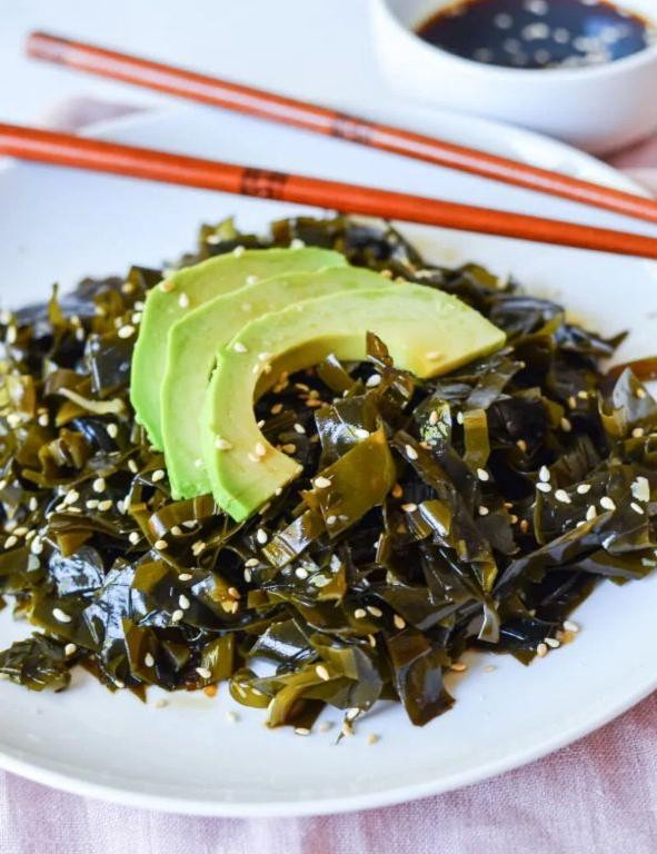 Wakame Seaweed Salad with Roasted Almonds and Honey Dressing