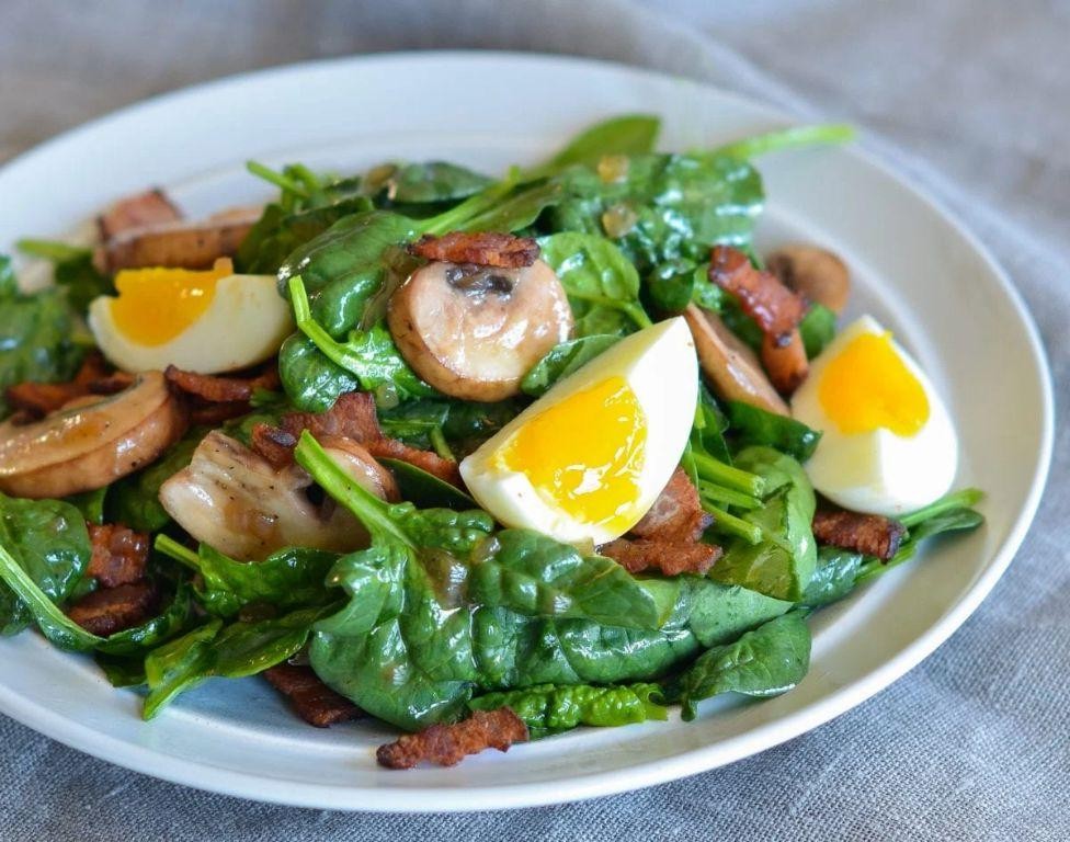 Warm Bacon and Spinach Salad