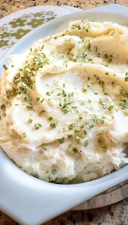 Wasabi Mashed Potatoes with Sour Cream