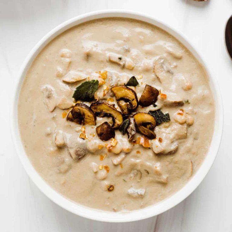White Bean and Mushroom Soup