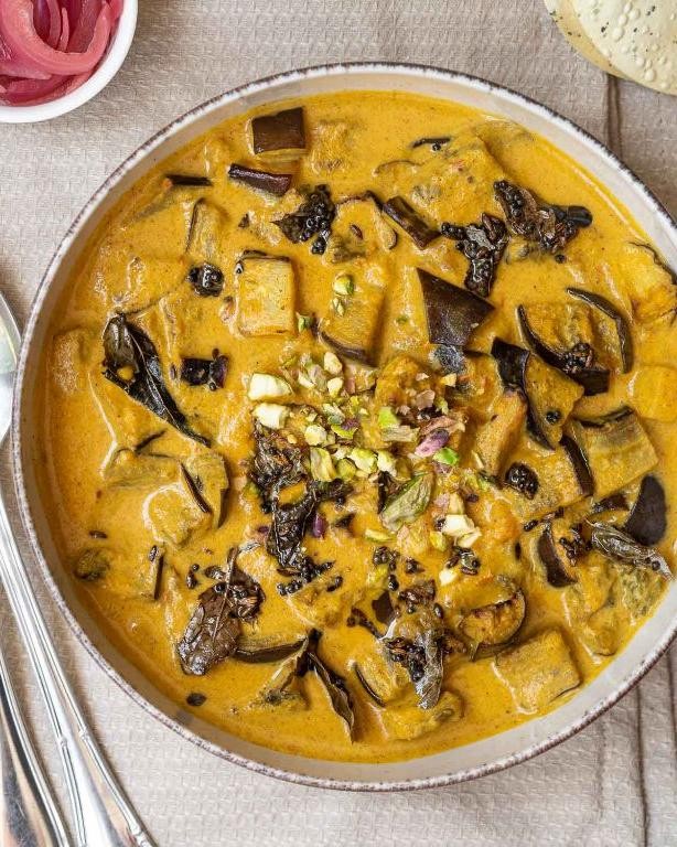 Yellow Curry Eggplant with Cashews