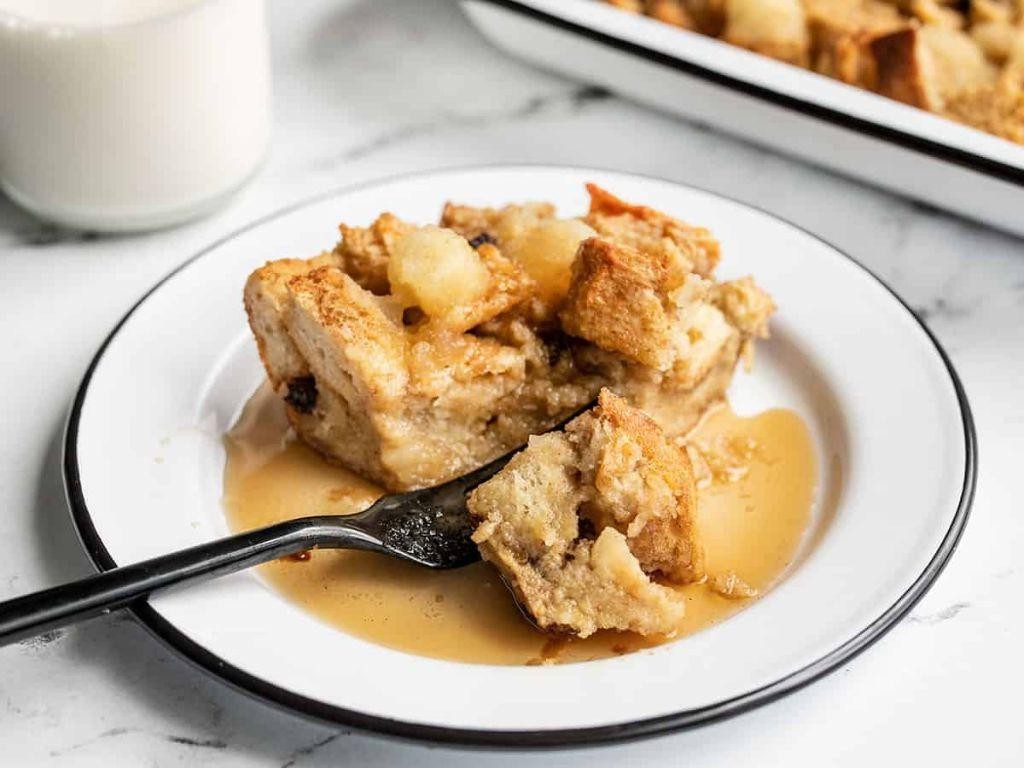 Apple Cinnamon Bread Pudding