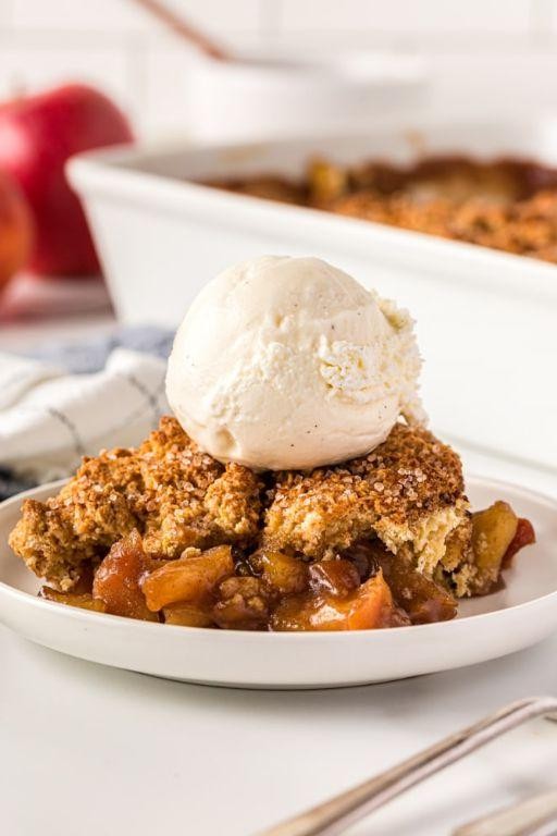 Apple Cobbler with Brown Sugar Crust