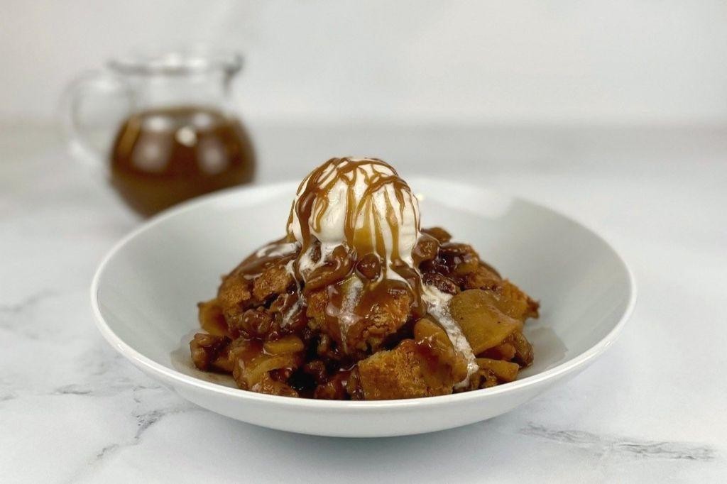 Apple Cobbler with Walnut Topping